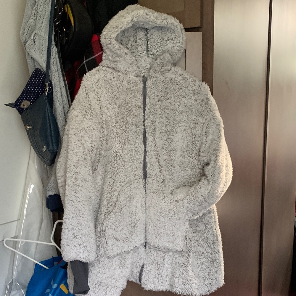 NWOT Original ‘SHeRPY’ Cozy Sherpa Hooded Jacket